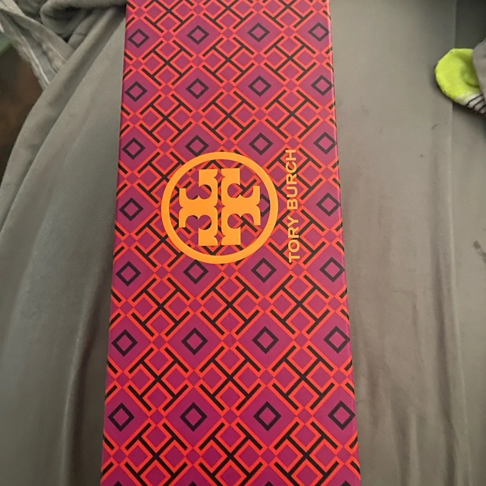 Tory Burch slides size 9.5 brand new - Picture 6 of 6